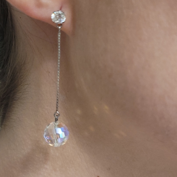 NWOT Silver Crystal Earrings - Picture 5 of 7